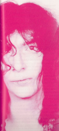 I collect pictures of Joey Ramone without sunglasses (or pictures that